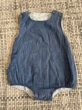 Lightweight blue cotton bubble romper / size 12-18mo / “denim” / like new